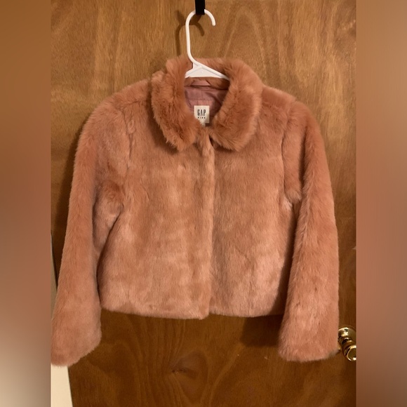 Gap Kids Girl’s Pink Faux Fur Jacket Coat Sz Large worn once NWOT